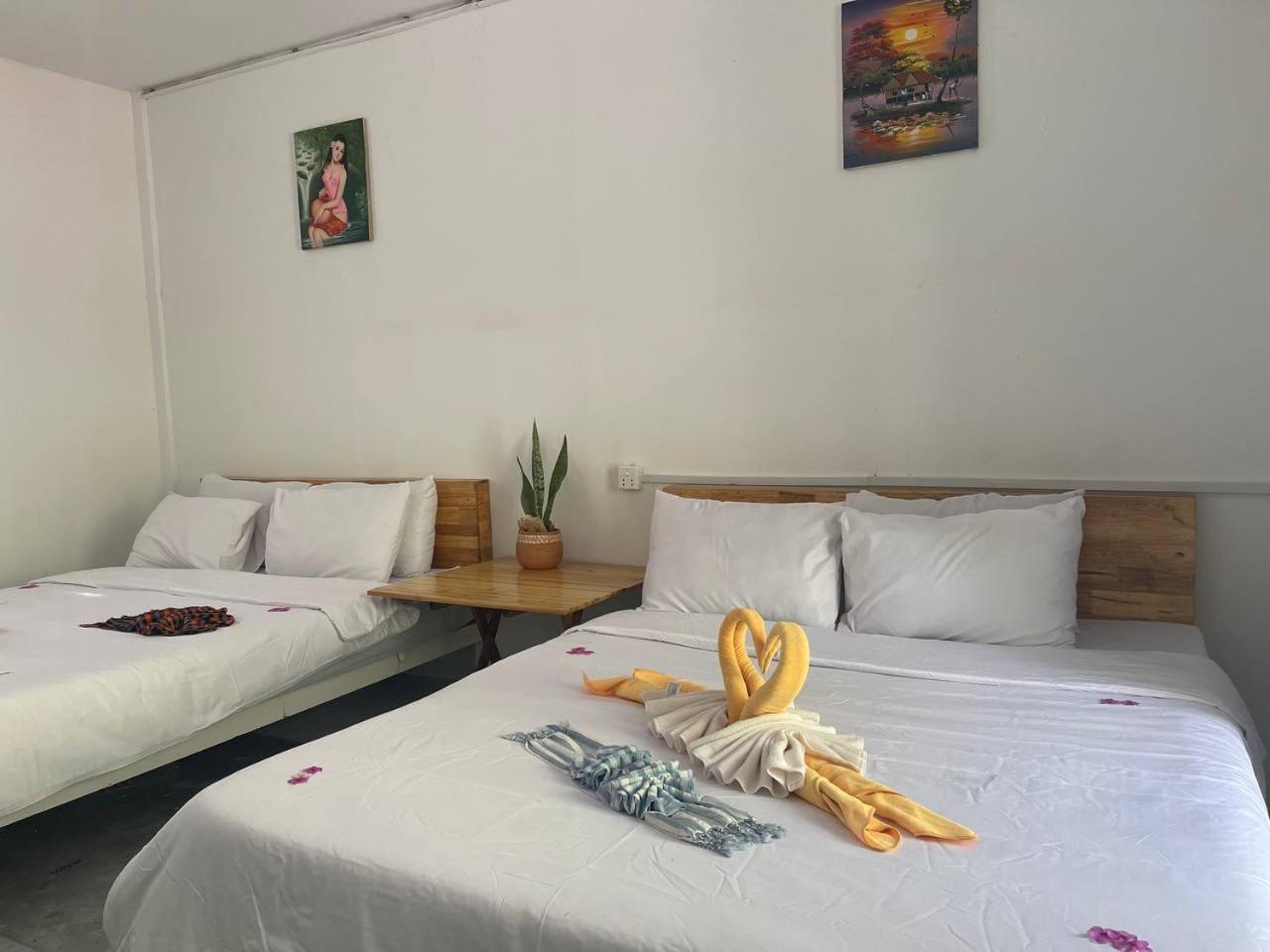 Koh Rong Beach Hostel And Bungalows Kaoh Touch Eksteriør bilde
