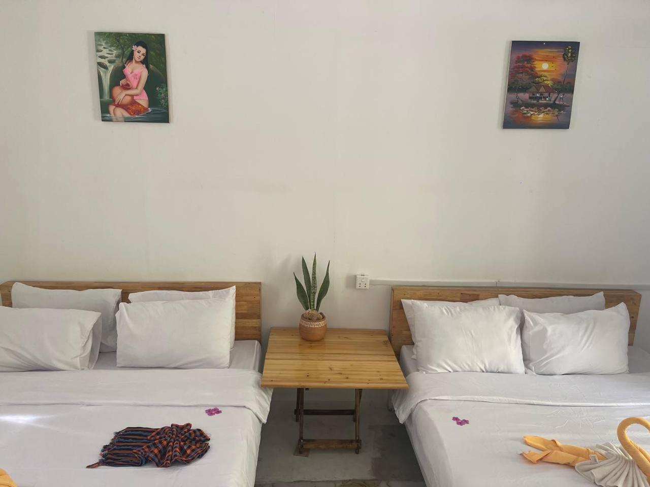Koh Rong Beach Hostel And Bungalows Kaoh Touch Eksteriør bilde