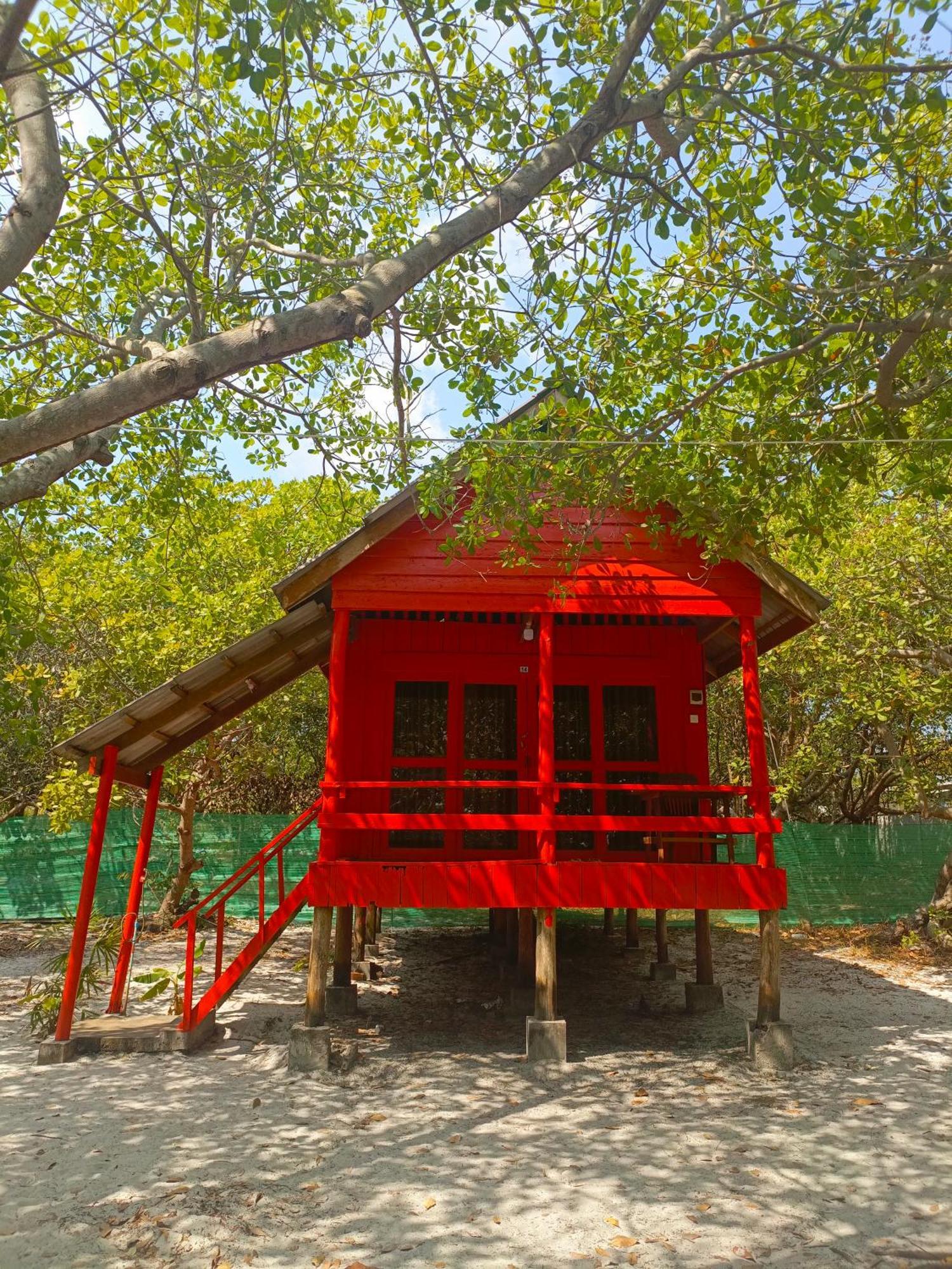 Koh Rong Beach Hostel And Bungalows Kaoh Touch Eksteriør bilde