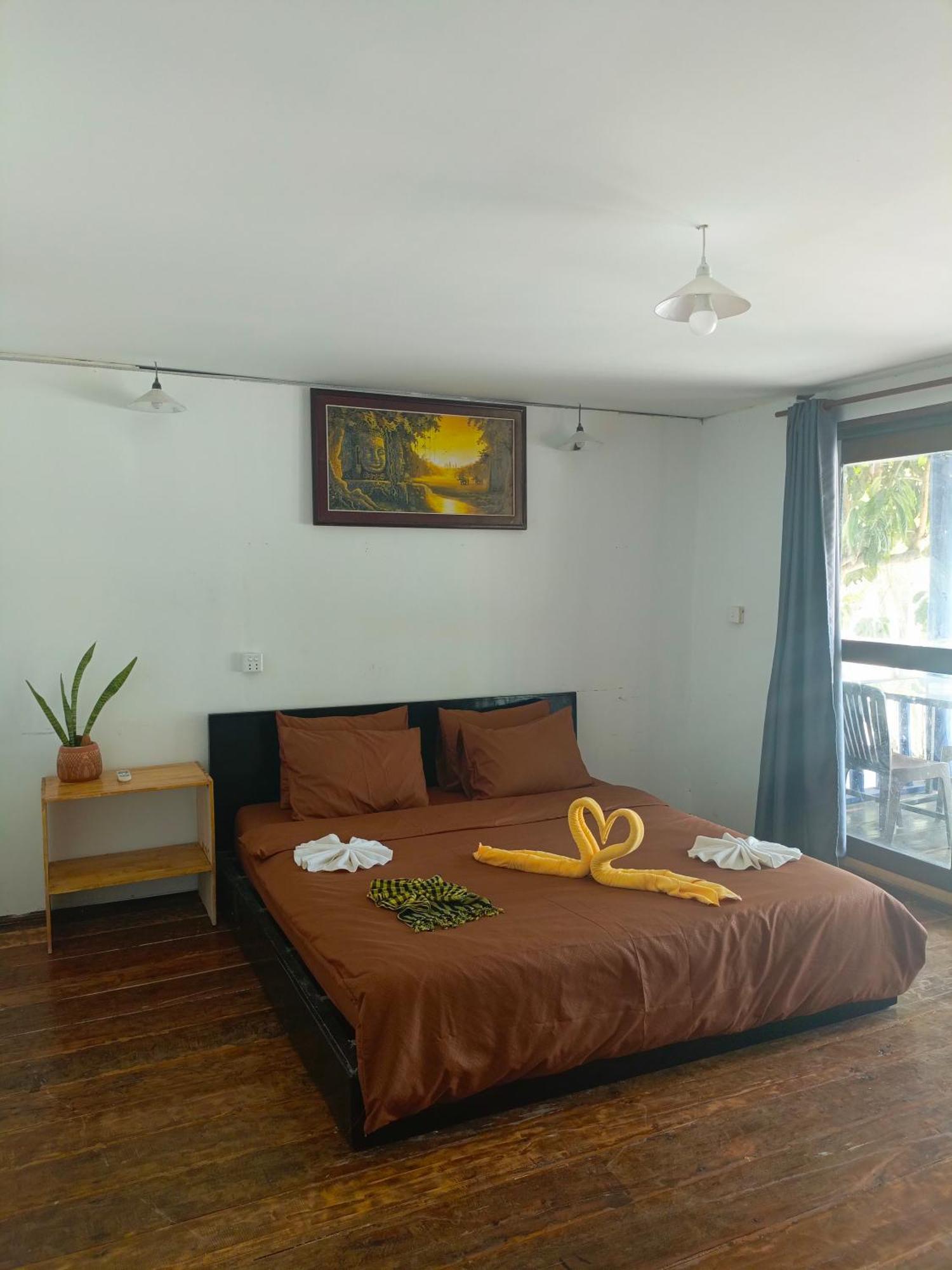 Koh Rong Beach Hostel And Bungalows Kaoh Touch Eksteriør bilde