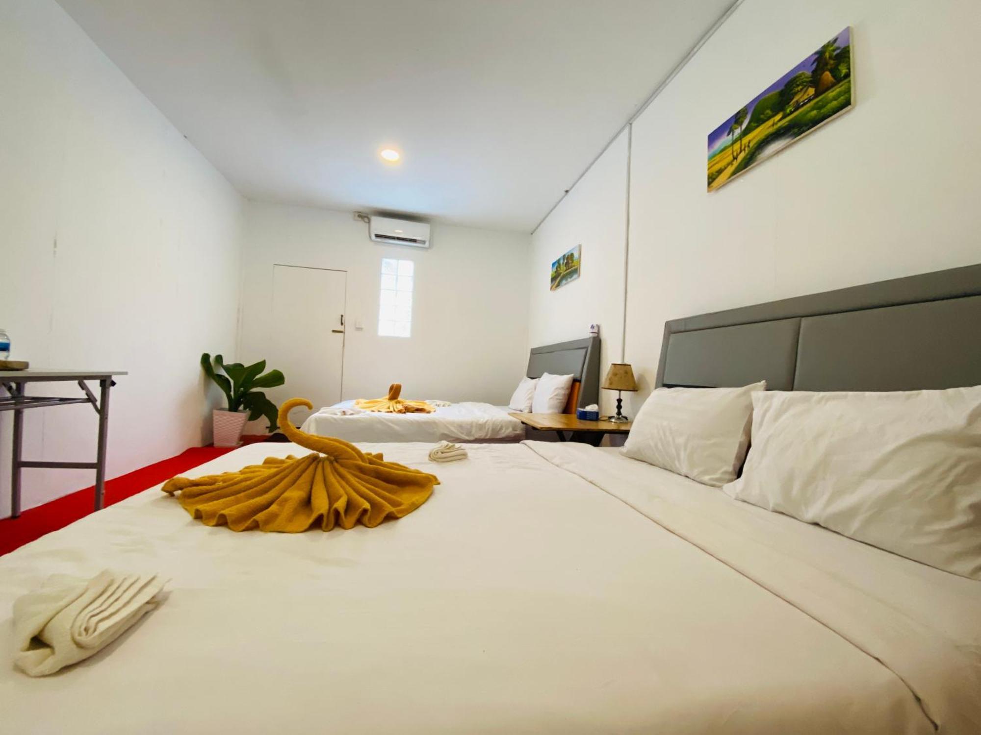 Koh Rong Beach Hostel And Bungalows Kaoh Touch Eksteriør bilde