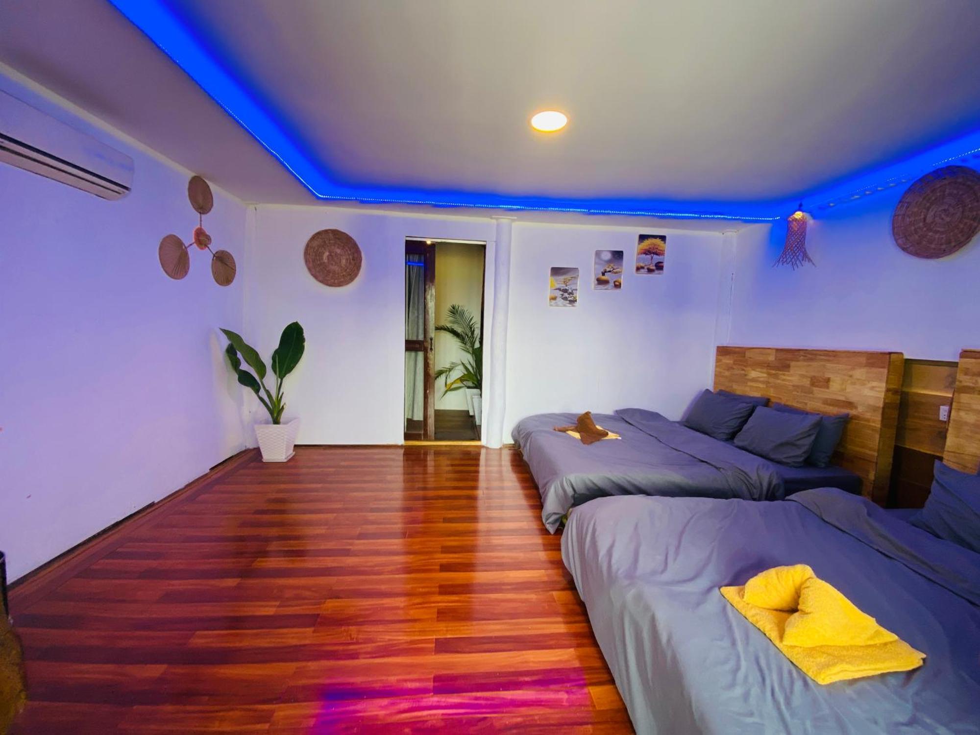 Koh Rong Beach Hostel And Bungalows Kaoh Touch Eksteriør bilde