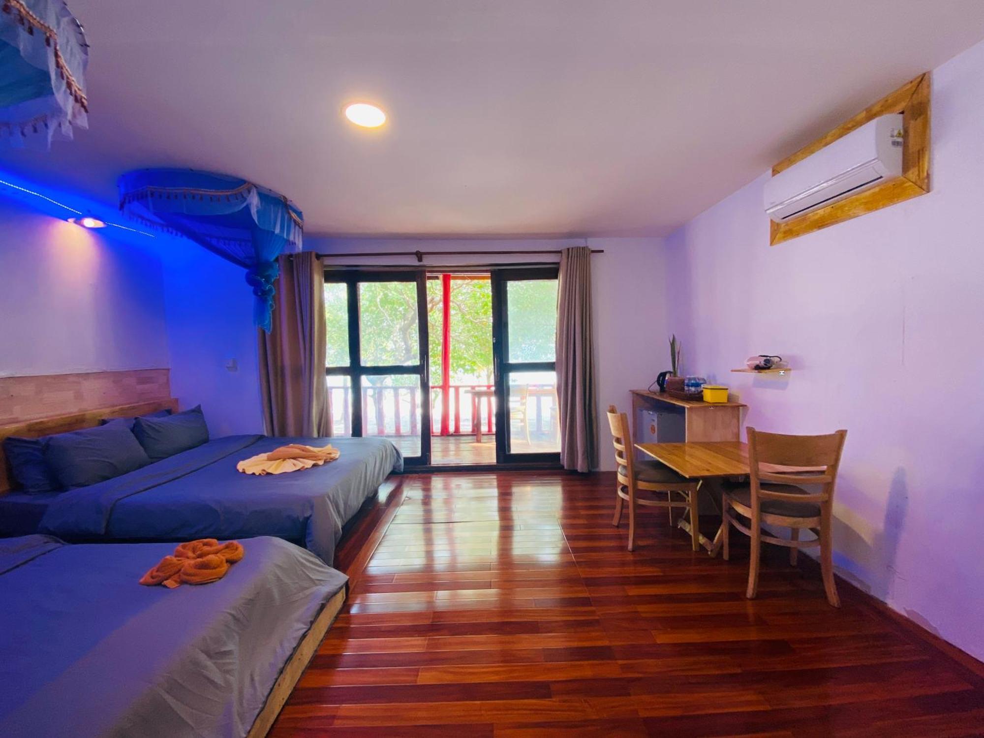 Koh Rong Beach Hostel And Bungalows Kaoh Touch Eksteriør bilde